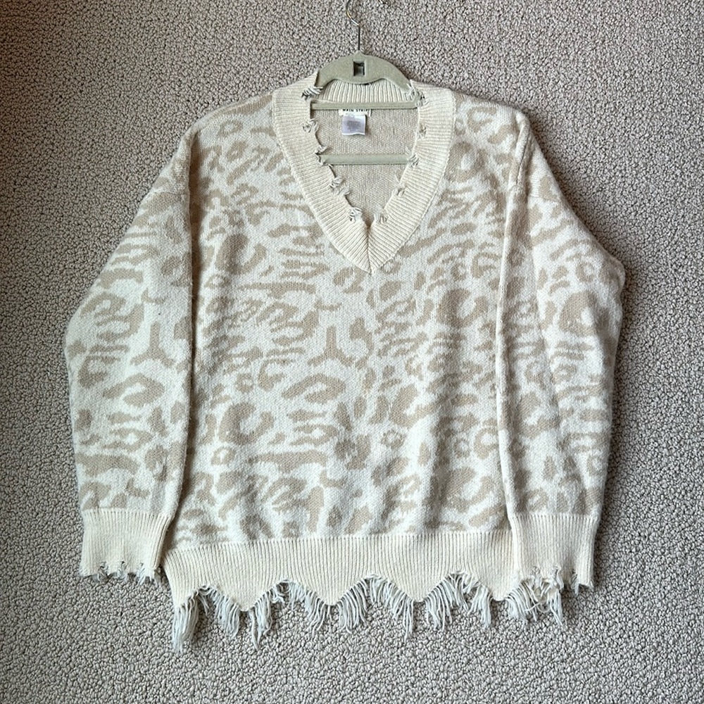Main Strip - Neutral Cheetah Print Sweater